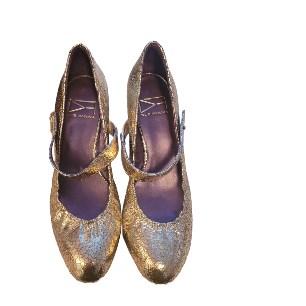 Gold crinkle metallic Due Farina Mary Jane heels 8